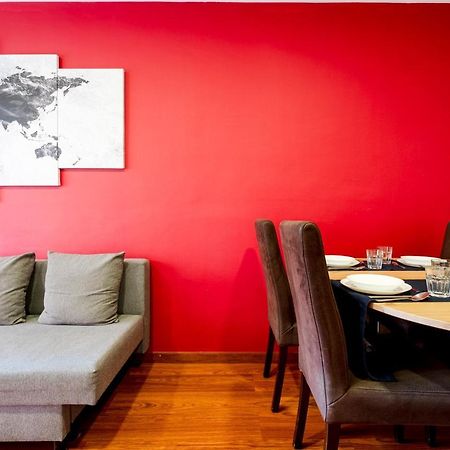 Three Bedroom Apartment In Sants Barcelona Eksteriør bilde